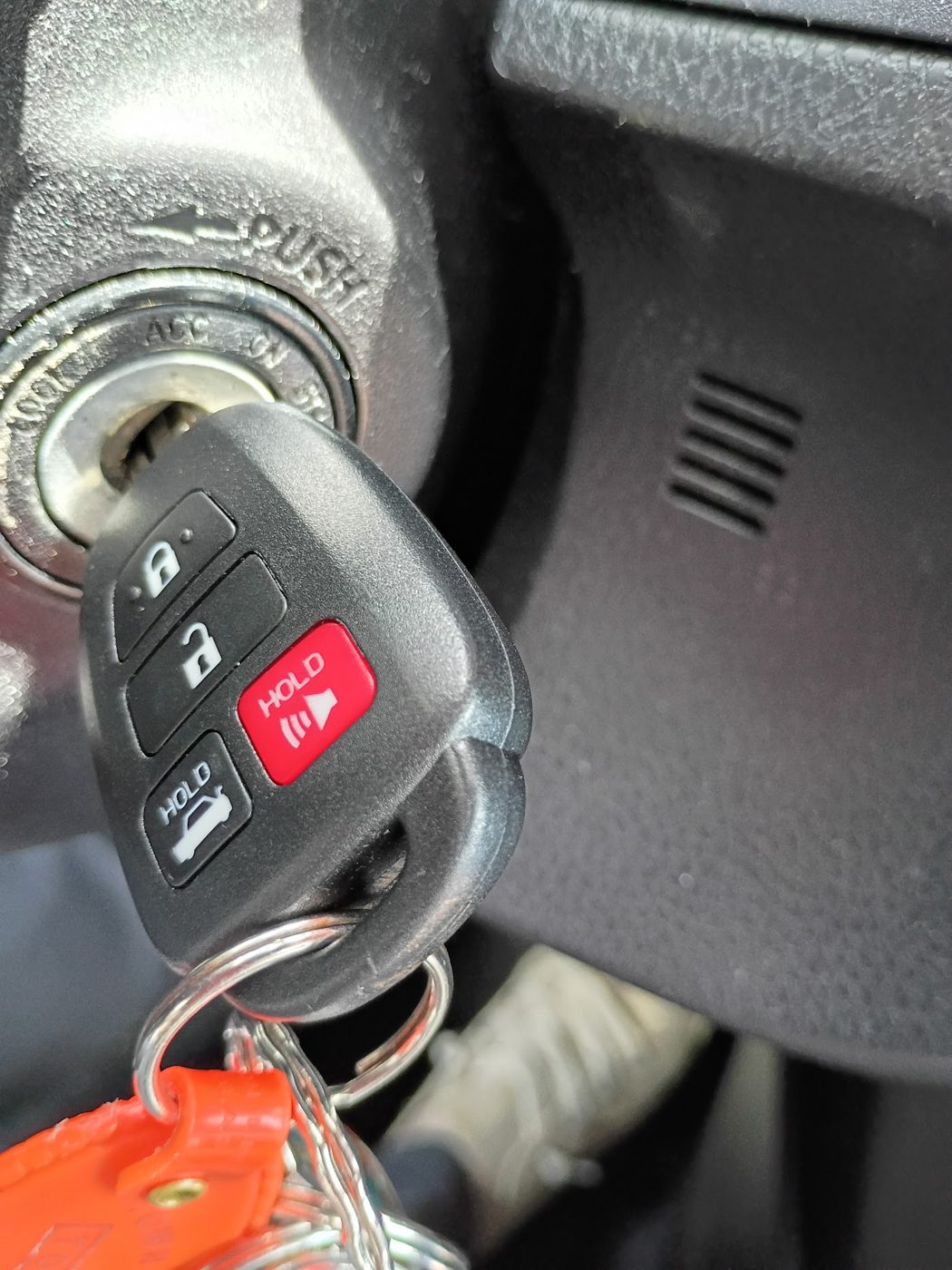 Car key and remote