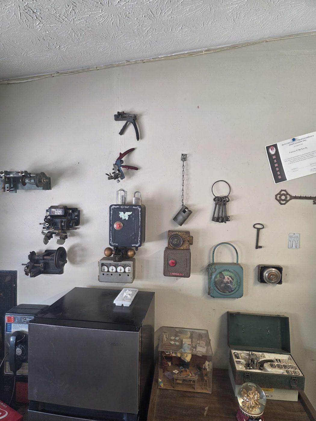 Locks and safes inside the shop
